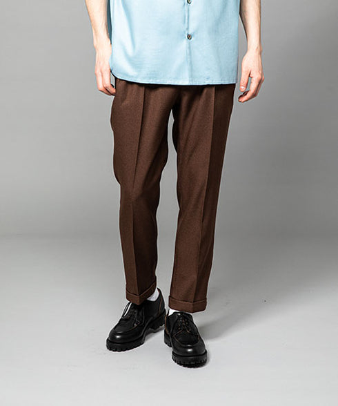 MR.OLIVE / RETORO POLYESTER TWILL / EASY ONE PLEATS STA-PREST TAPERED PANTS ミスターオリーブ/リラックスブッチャー / イージーワンプリーツテーパードパンツ